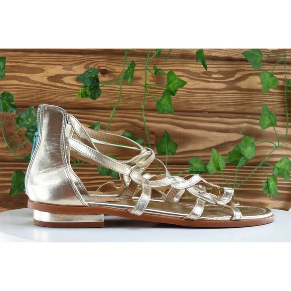 BC Sz 10 M Gold Strappy Synthetic Women Sandals - Picture 5 of 10